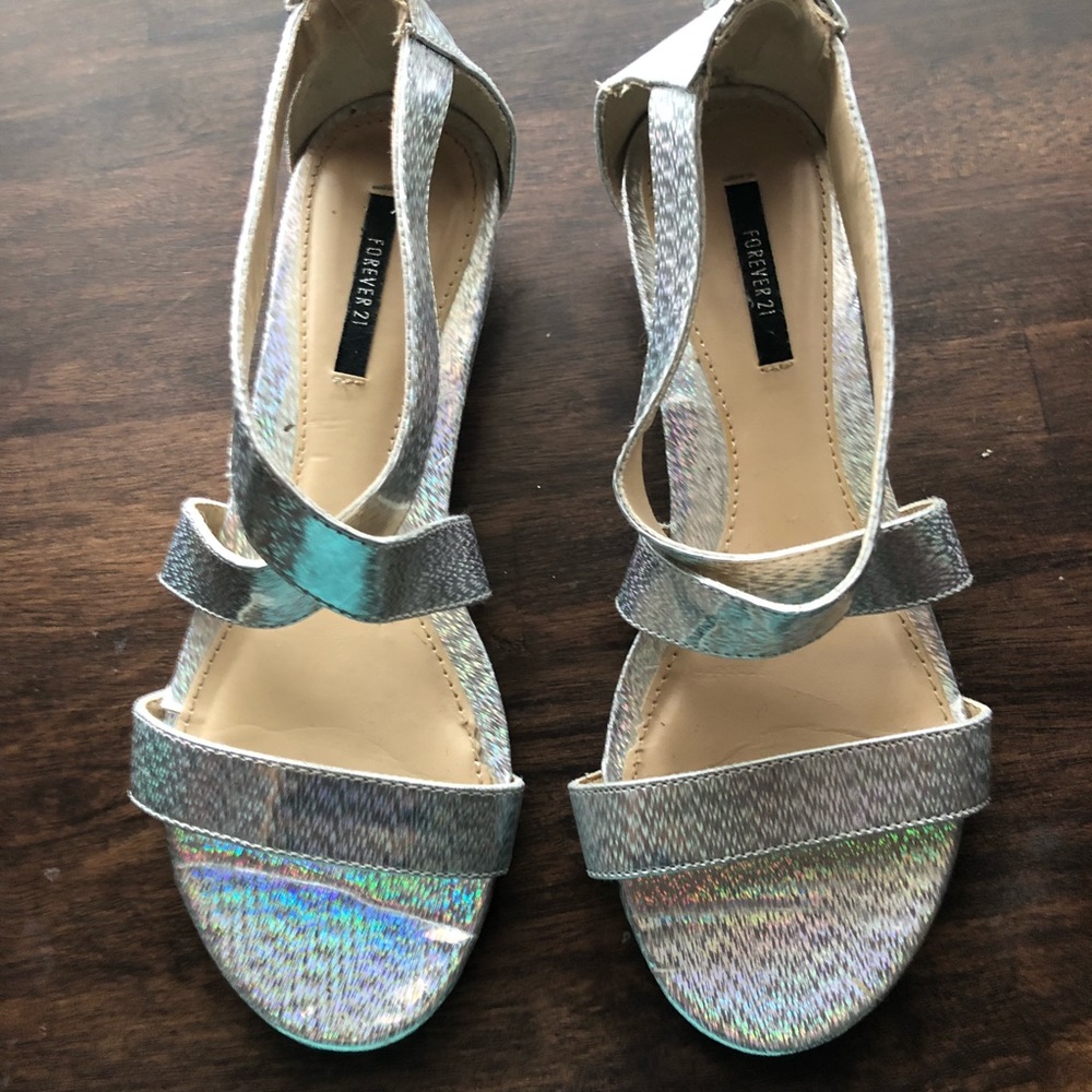 Hologram sandals